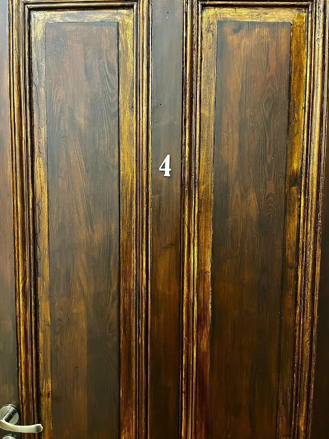 Bezagenta Rooms Centrum Варшава Хостел